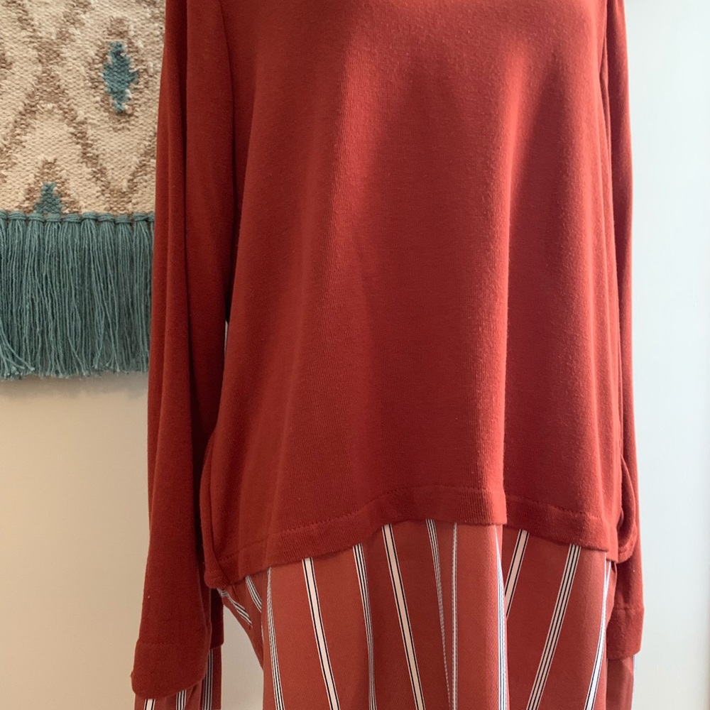 Donated Love Riche size large lightweight faux layered sweater - Picture 3 of 8